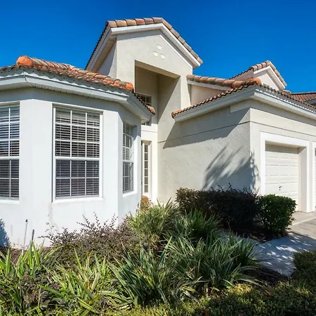 Villa 2500 Archfeld Boulevard